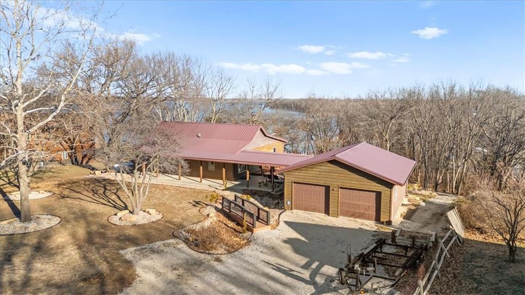 22500 Lakeview Point Vassar, KS 66543 - Photo 4 of 59