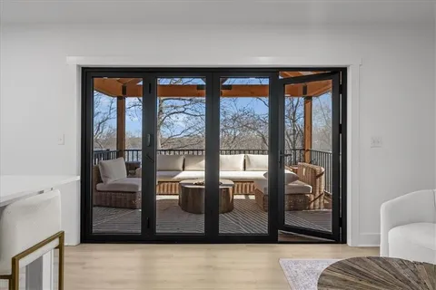 $825,000 | 22500 Lakeview Point, Vassar, KS 66543