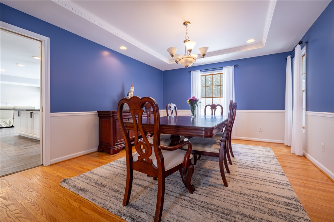 42 Bromley Road Pittsford, NY 14534 - Photo 12 of 50