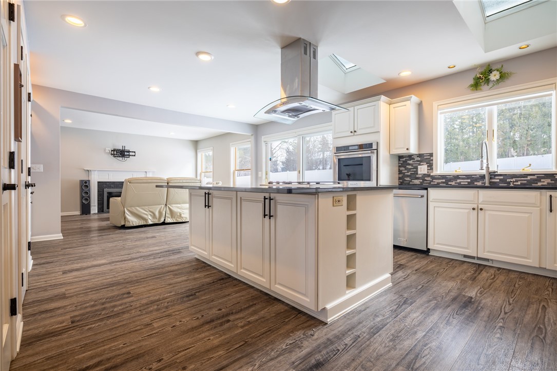 42 Bromley Road Pittsford, NY 14534 - Photo 16 of 50