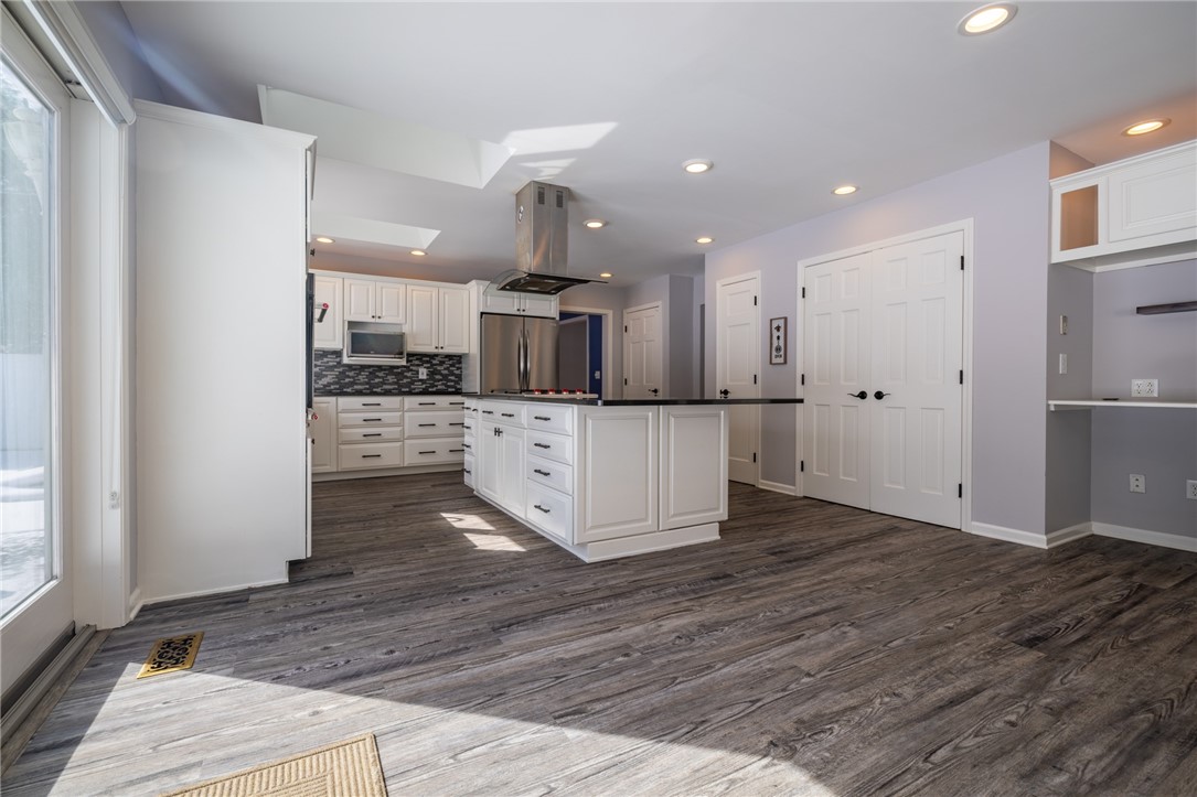 42 Bromley Road Pittsford, NY 14534 - Photo 20 of 50