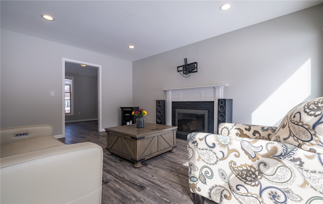 42 Bromley Road Pittsford, NY 14534 - Photo 25 of 50