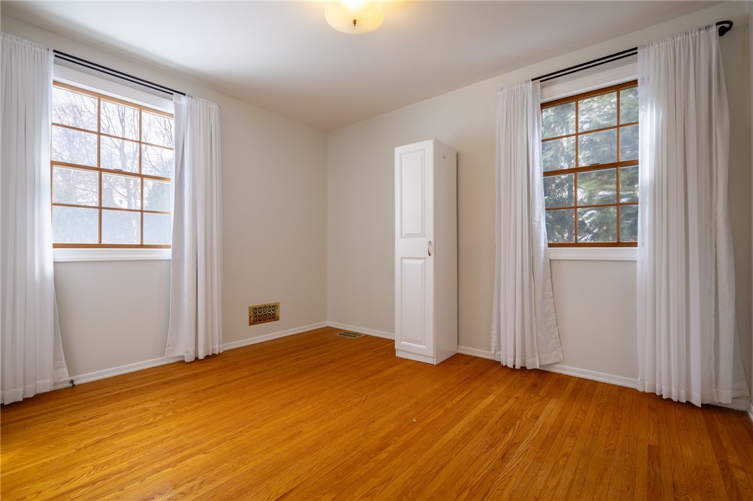 42 Bromley Road Pittsford, NY 14534 - Photo 33 of 50