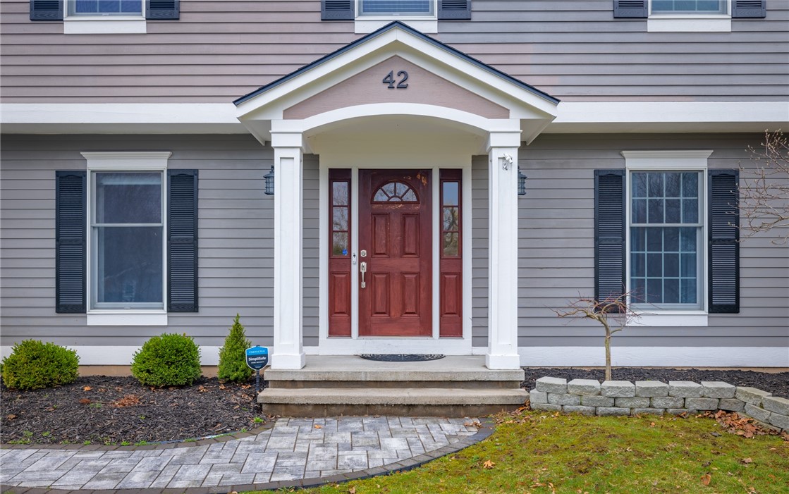 42 Bromley Road Pittsford, NY 14534 - Photo 5 of 50