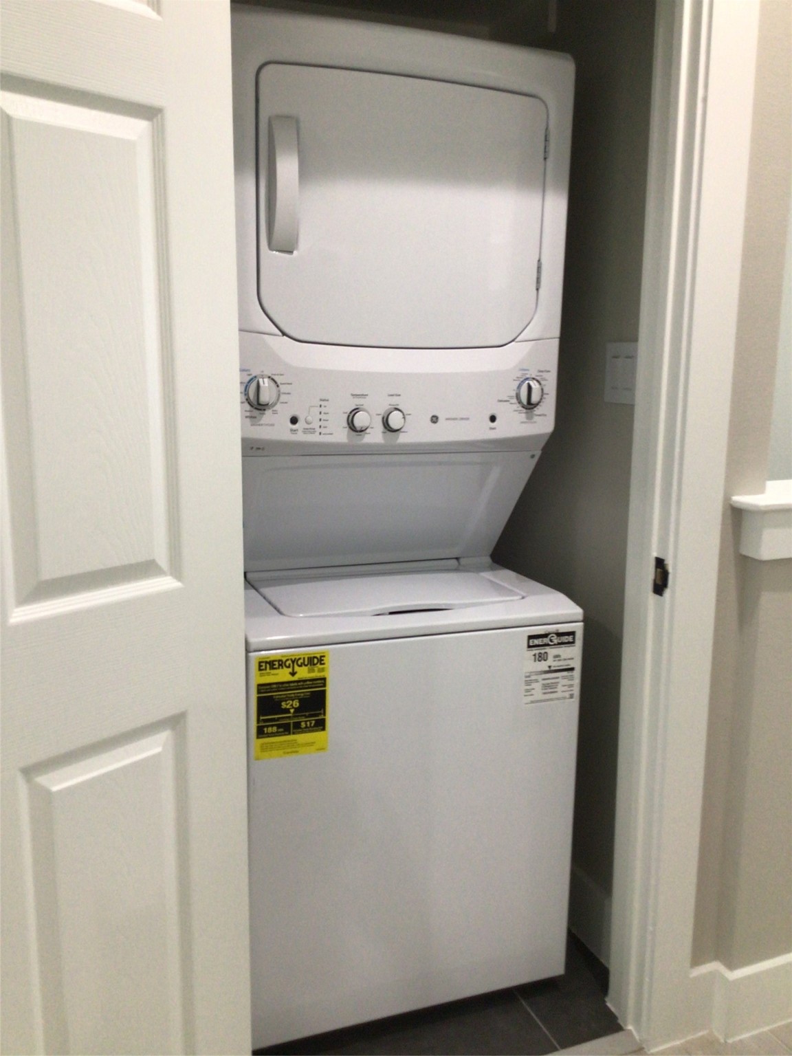 2109 Marnel Road, Unit A Houston, TX 77055 - Photo 36 of 42 Washer/Dryer