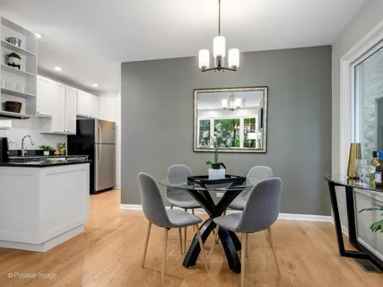 $475,000 | 1629 West Le Moyne Street, Unit 2W, Chicago, IL 60622