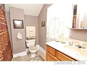 511 Robinson-Clemmer Road Dallas, NC 28034 - Photo 7 of 10 Gallery Image 7
