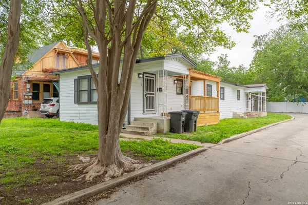 $1,100 | 146 Vassar Lane, Unit 1, San Antonio, TX 78212