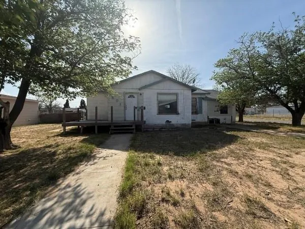 $31,200 | 601 South Franklin Avenue, Monahans, TX 79756