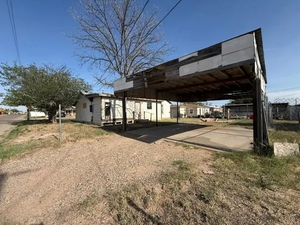 $31,200 | 601 South Franklin Avenue, Monahans, TX 79756