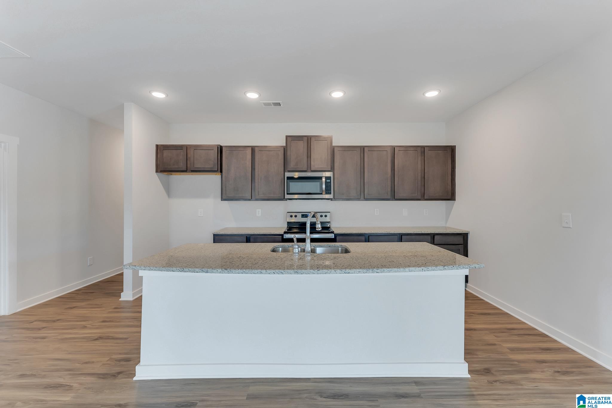 4207 Textile Lane Huntsville, AL 35805 - Photo 8 of 35
