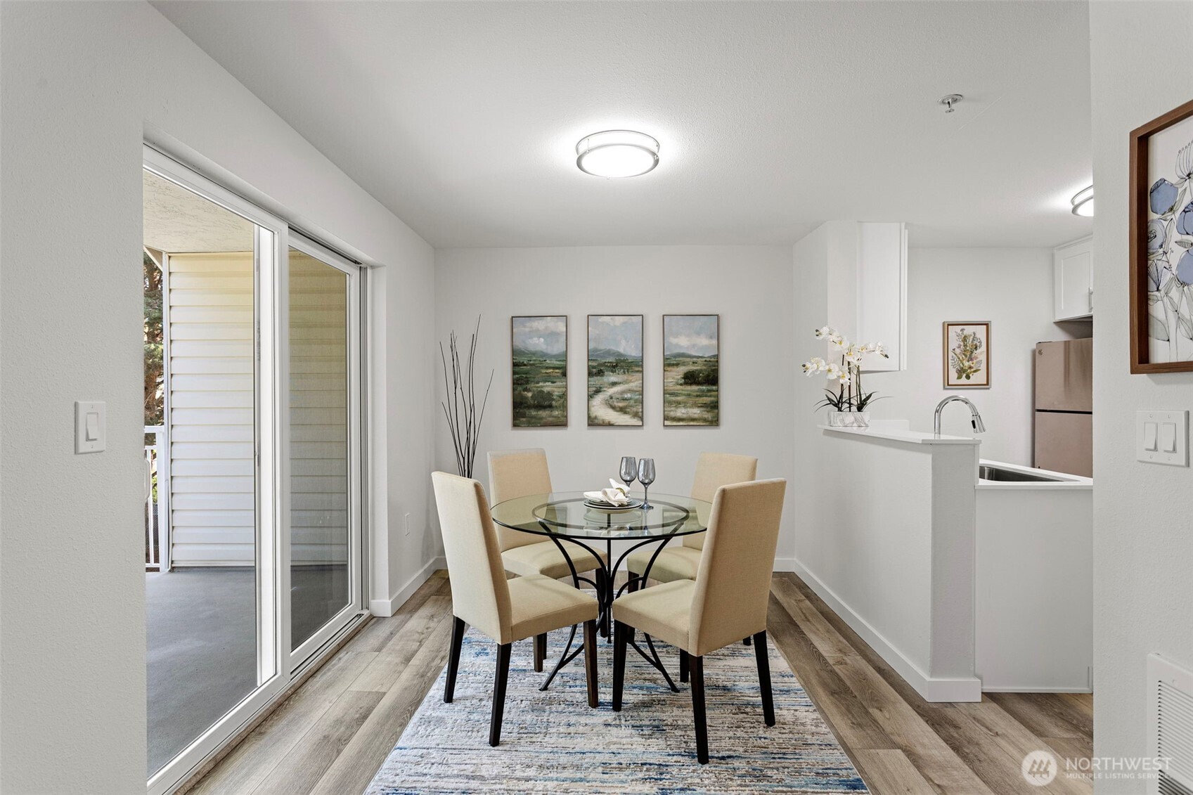 11002 Southeast Petrovitsky Road, Unit D302 Renton, WA 98055 - Photo 6 of 40 Gallery Image 6