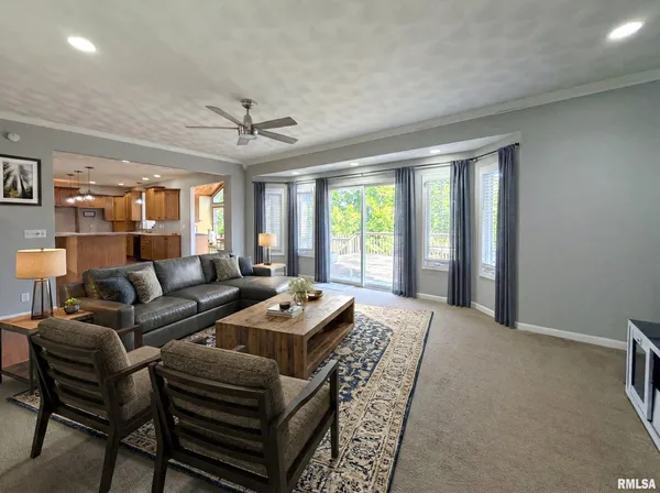 $382,500 | 1432 West Grandridge Court, Dunlap, IL 61525