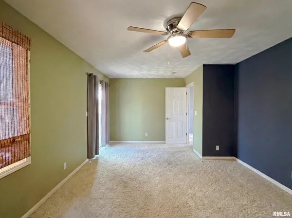 $382,500 | 1432 West Grandridge Court, Dunlap, IL 61525