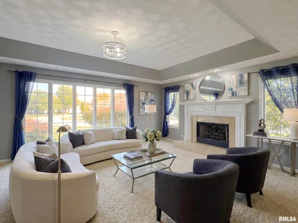 $382,500 | 1432 West Grandridge Court, Dunlap, IL 61525