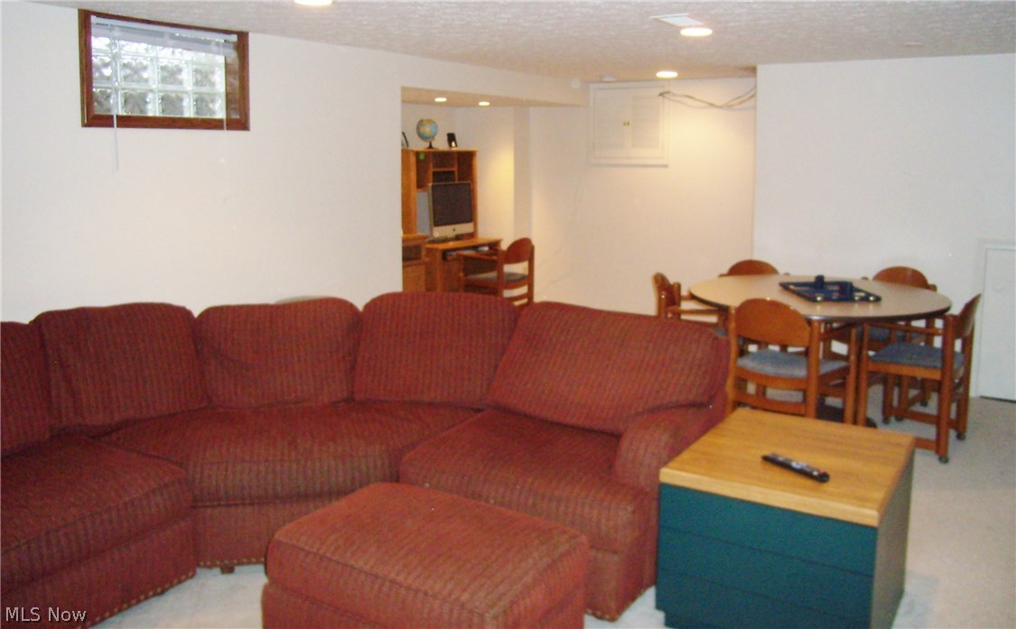 92 Wolcott Road Akron, OH 44313 - Photo 30 of 31 Gallery Image 30
