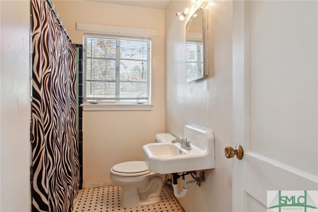 302 Brandywine Road Savannah, GA 31405 - Photo 9 of 21