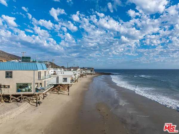 $10,500,000 | 11350 Pacific Coast Highway, Malibu, CA 90265
