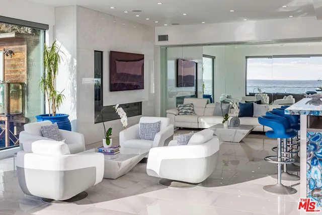 $10,995,000 | 11350 Pacific Coast Highway, Malibu, CA 90265