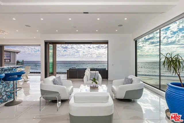 $10,995,000 | 11350 Pacific Coast Highway, Malibu, CA 90265