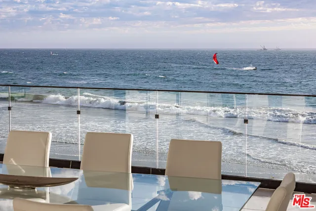 $10,995,000 | 11350 Pacific Coast Highway, Malibu, CA 90265