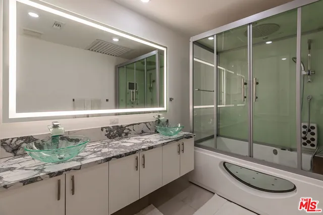 $10,995,000 | 11350 Pacific Coast Highway, Malibu, CA 90265