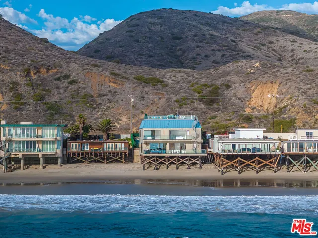 $10,995,000 | 11350 Pacific Coast Highway, Malibu, CA 90265