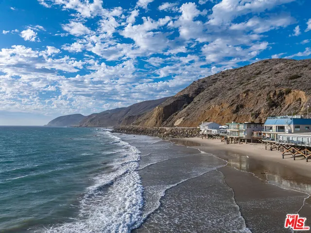 $10,995,000 | 11350 Pacific Coast Highway, Malibu, CA 90265