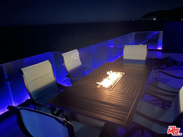 $10,995,000 | 11350 Pacific Coast Highway, Malibu, CA 90265