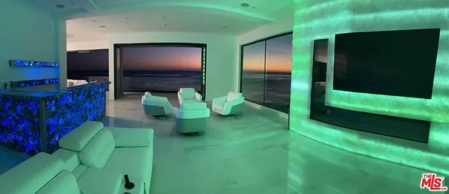 $10,995,000 | 11350 Pacific Coast Highway, Malibu, CA 90265
