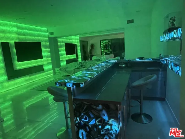 $10,995,000 | 11350 Pacific Coast Highway, Malibu, CA 90265