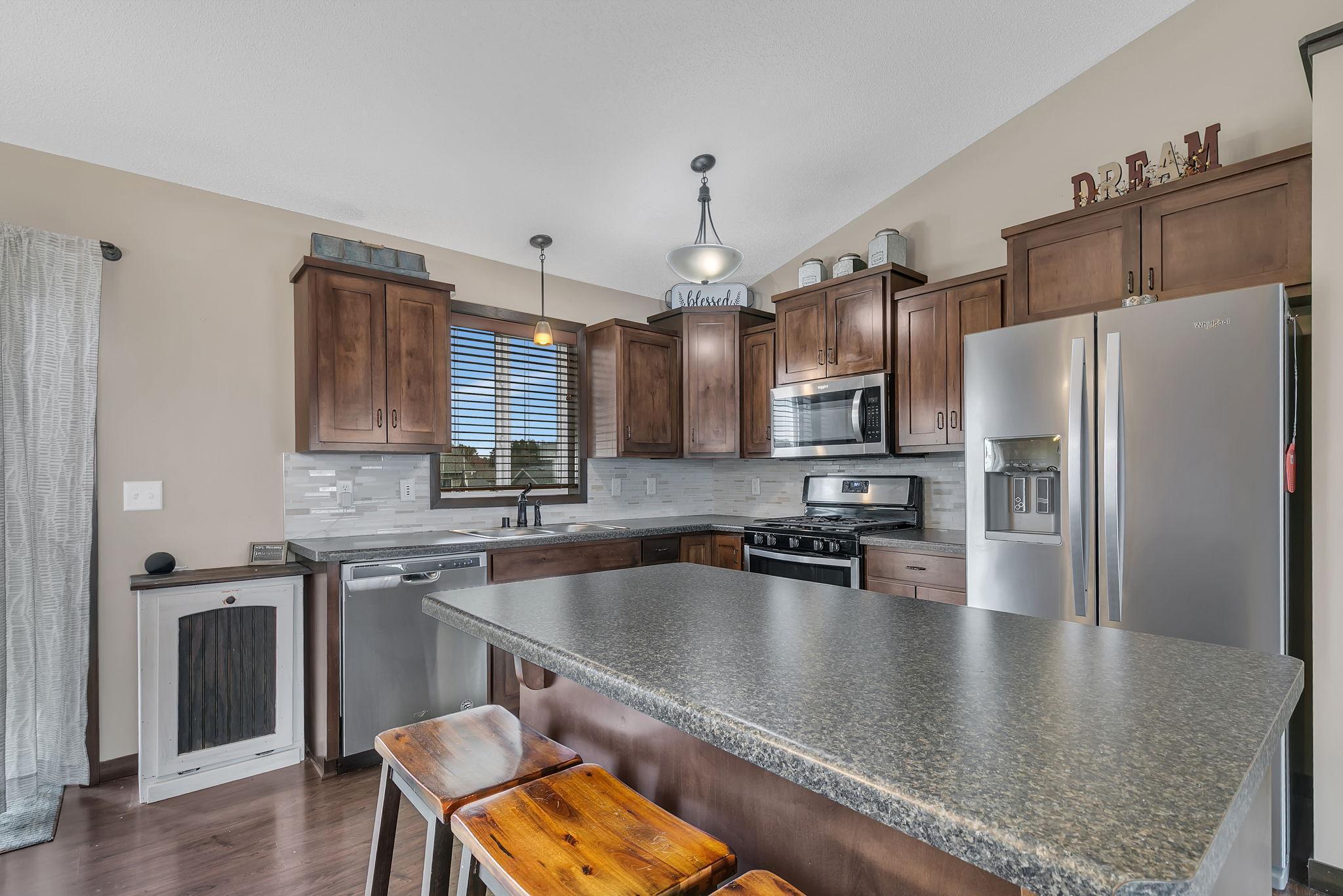 909 4th Street Northeast Rice, MN 56367 - Photo 4 of 26