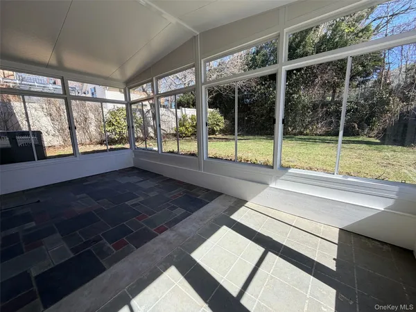 $6,500 | 86-79 Palo Alto Street | Holliswood Jamaica