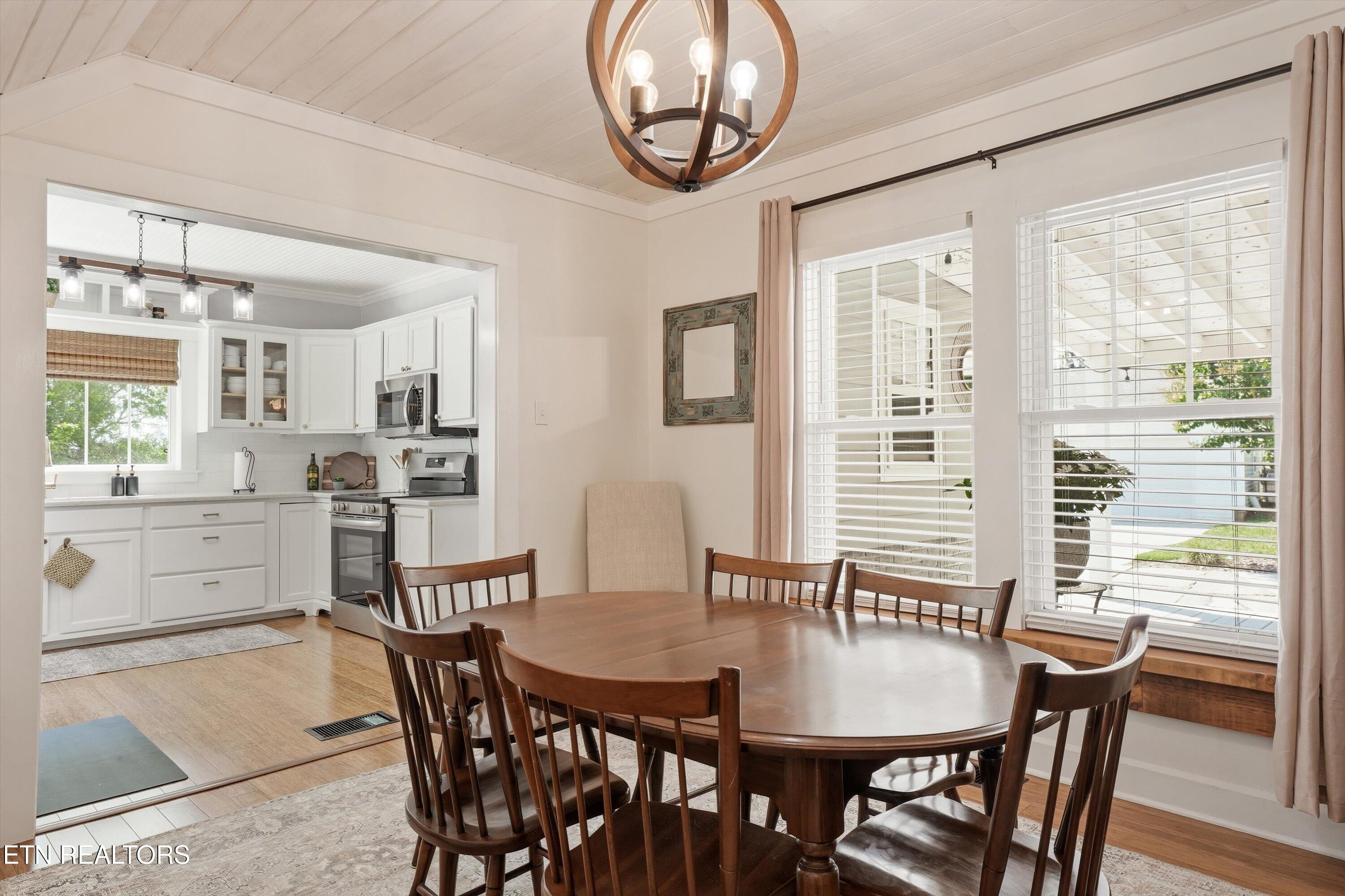 930 Gregg Road Friendsville, TN 37737 - Photo 14 of 48 Dining Room