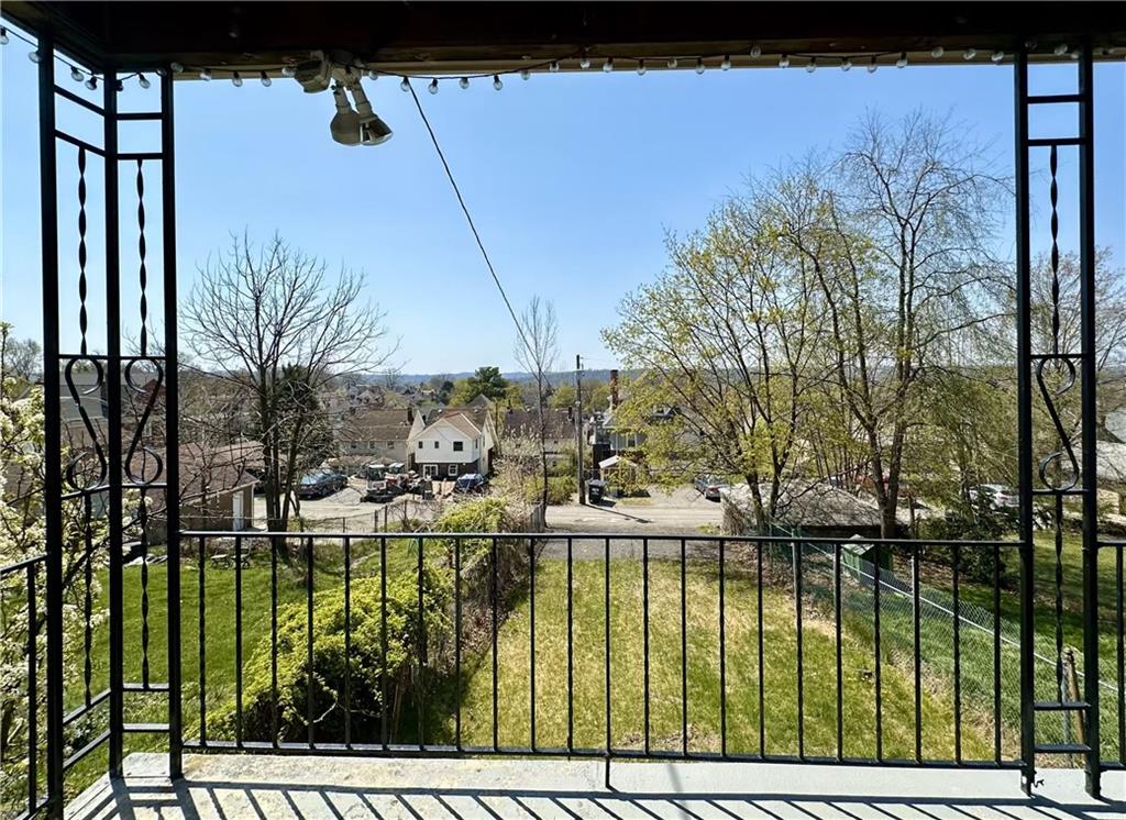 545 Forest Avenue Pittsburgh, PA 15202 - Photo 17 of 26