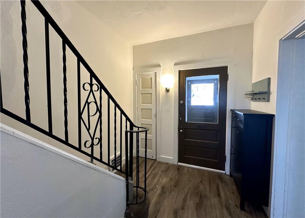 545 Forest Avenue Pittsburgh, PA 15202 - Photo 3 of 26 a view of hallway with stairs