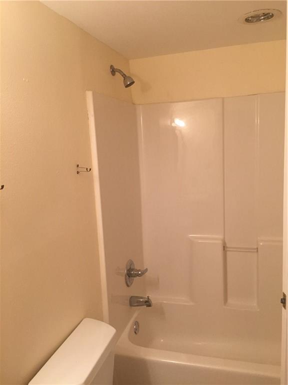 6200 Riverside Drive, Unit 407 Metairie, LA 70003 - Photo 7 of 10