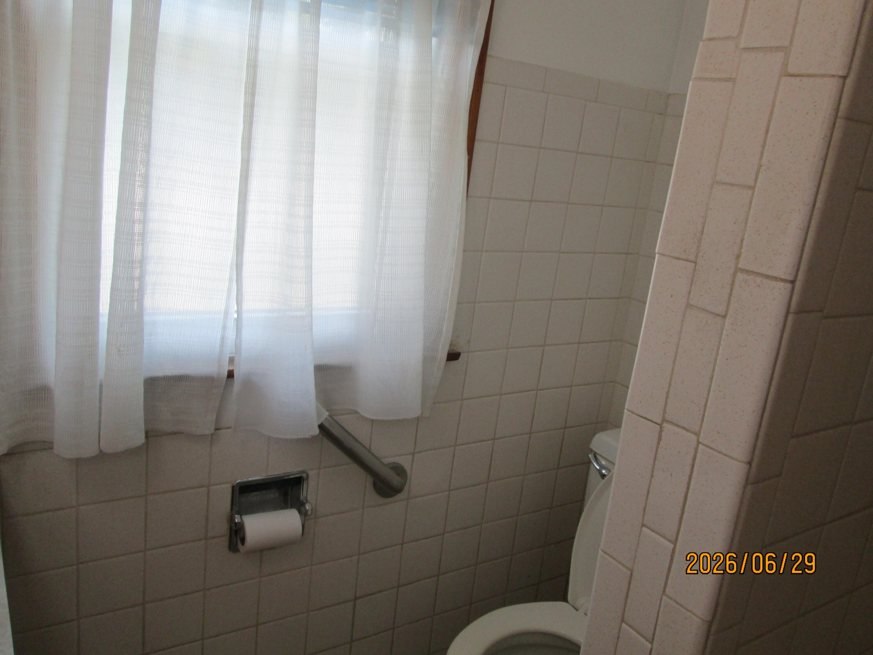 3217 Caledonia Street Racine, WI 53402 - Photo 22 of 37 Bath