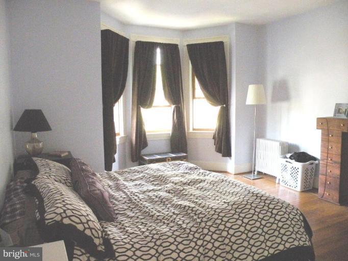 3413 Pinkney Road Baltimore, MD 21215 - Photo 10 of 17 Master Bedroom