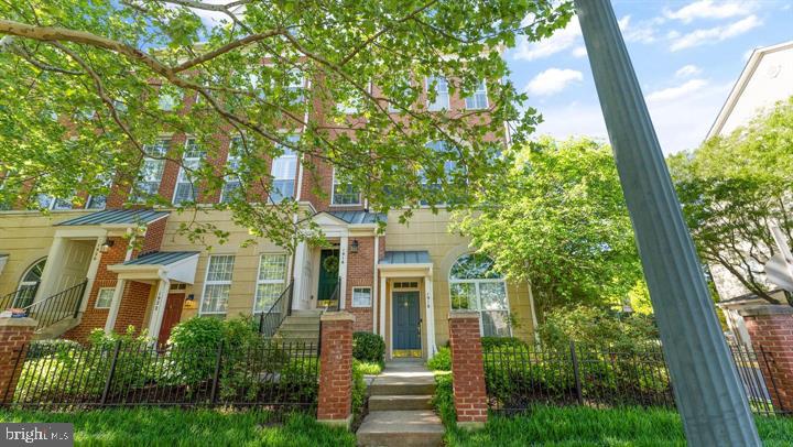 1918 Crescent Park Drive Reston, VA 20190 - Photo 30 of 33 Charming townhouse with lush greenery.
