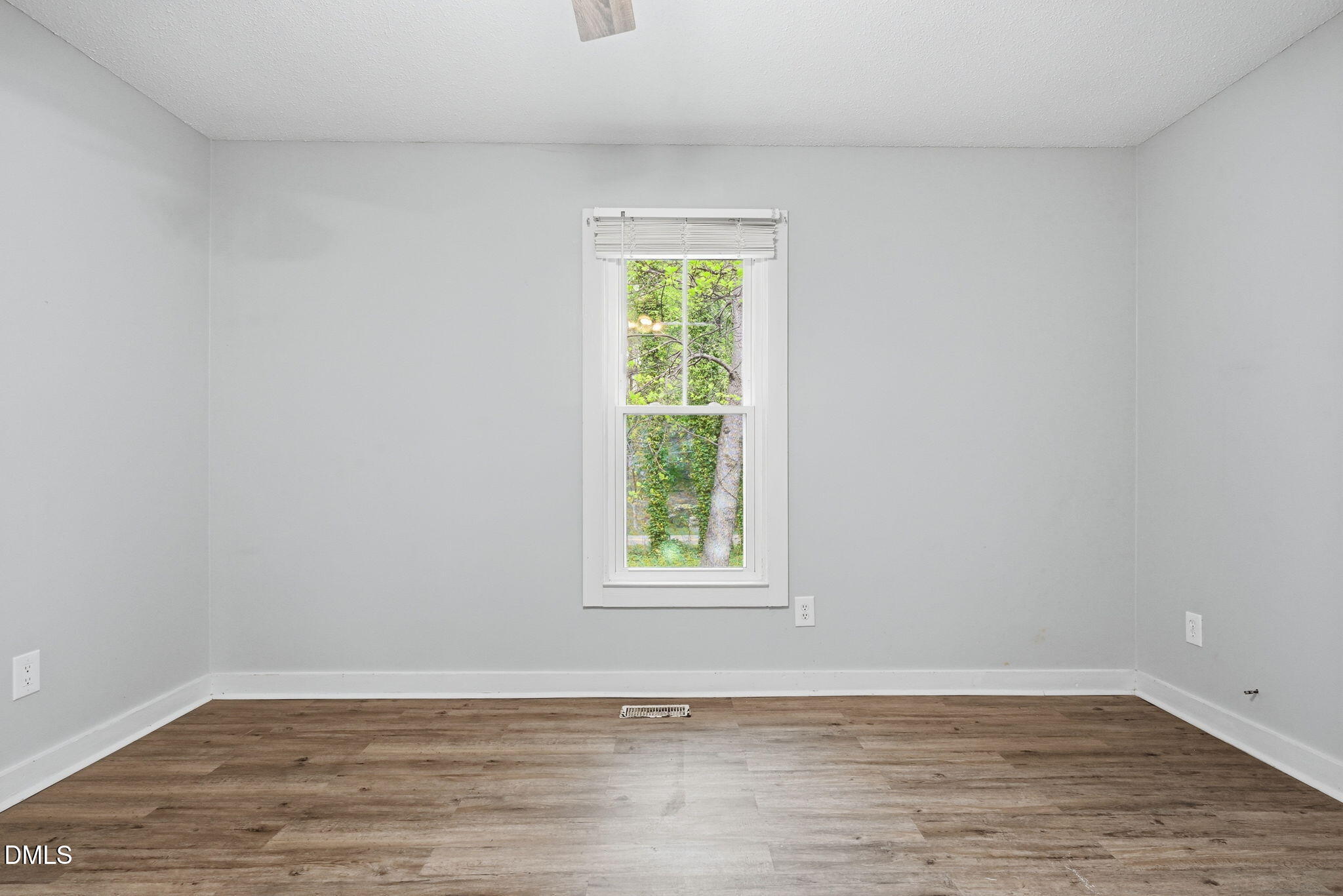 943 Holden Road Youngsville, NC 27596 - Photo 11 of 27 011_ListerPros