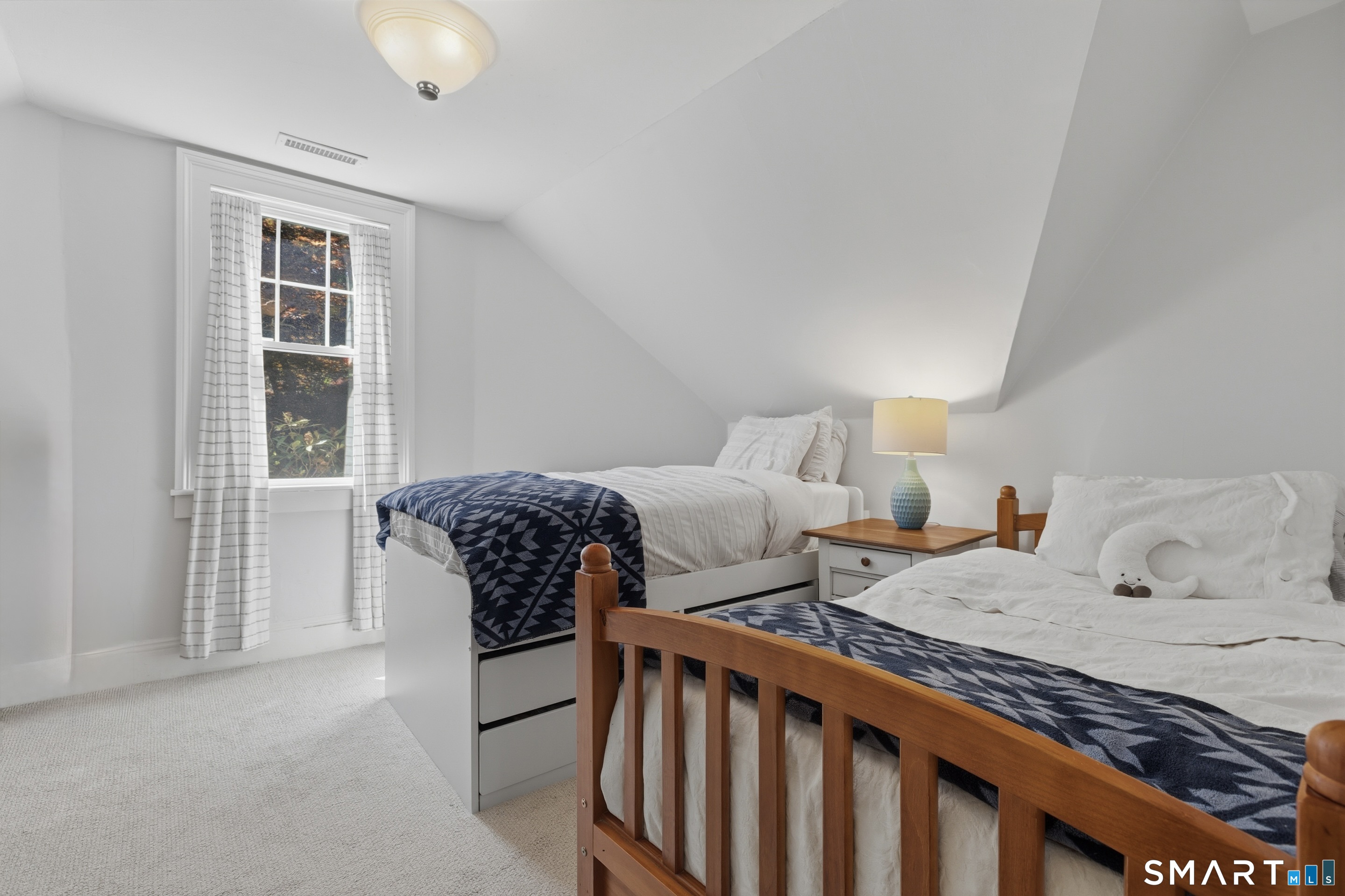 159 Cross Highway Redding, CT 06896 - Photo 21 of 39