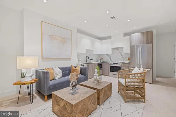 $2,750 | 1525 P Street Northwest, Unit 1, Washington, DC 20005