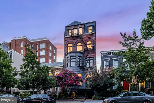 $3,000 | 1525 P Street Northwest, Unit 1, Washington, DC 20005