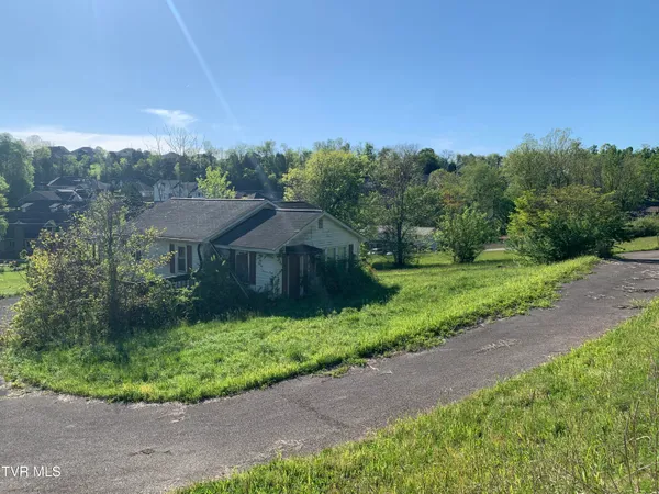 $295,000 | 6277 Kingsport Highway, Gray, TN 37615