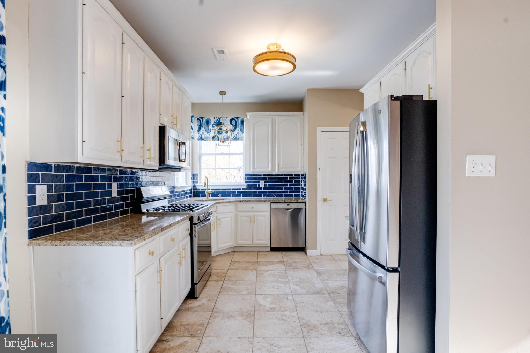 5032 Springhouse Circle Baltimore, MD 21237 - Photo 19 of 93