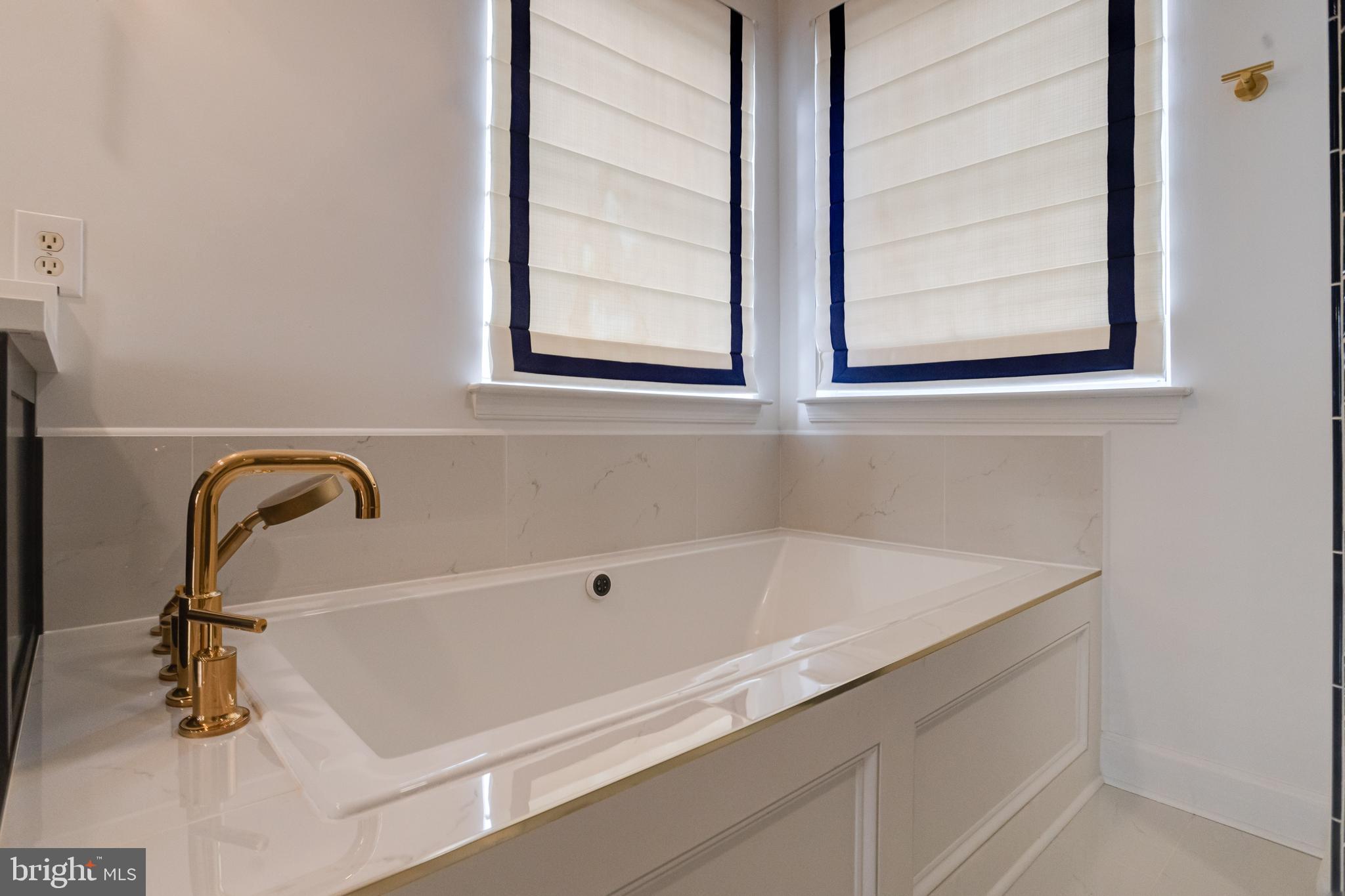 5032 Springhouse Circle Baltimore, MD 21237 - Photo 45 of 93