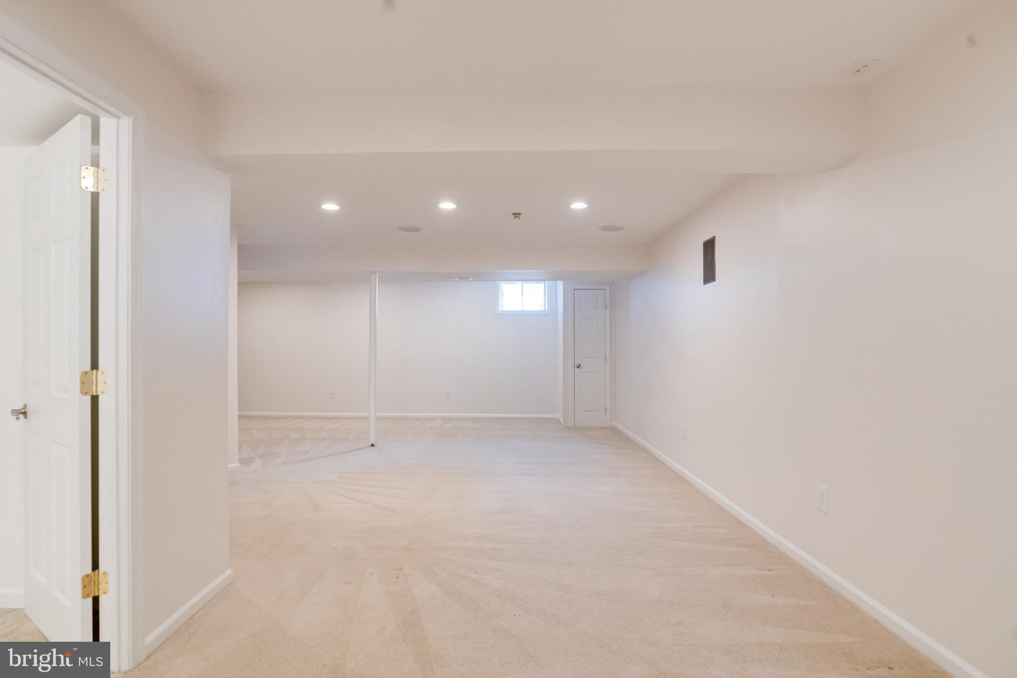 5032 Springhouse Circle Baltimore, MD 21237 - Photo 68 of 93