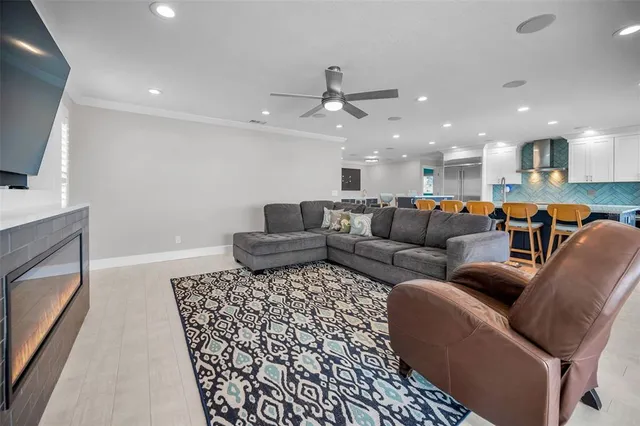 $7,500 | 804 Bay Point Drive, Madeira Beach, FL 33708