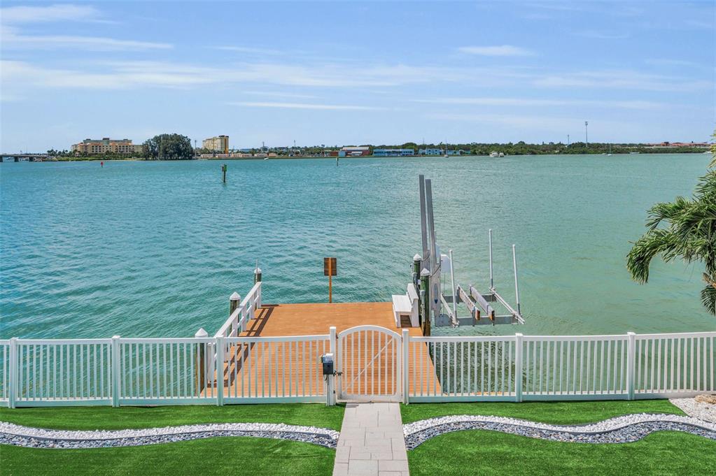 804 Bay Point Drive Madeira Beach, FL 33708 - Photo 36 of 100